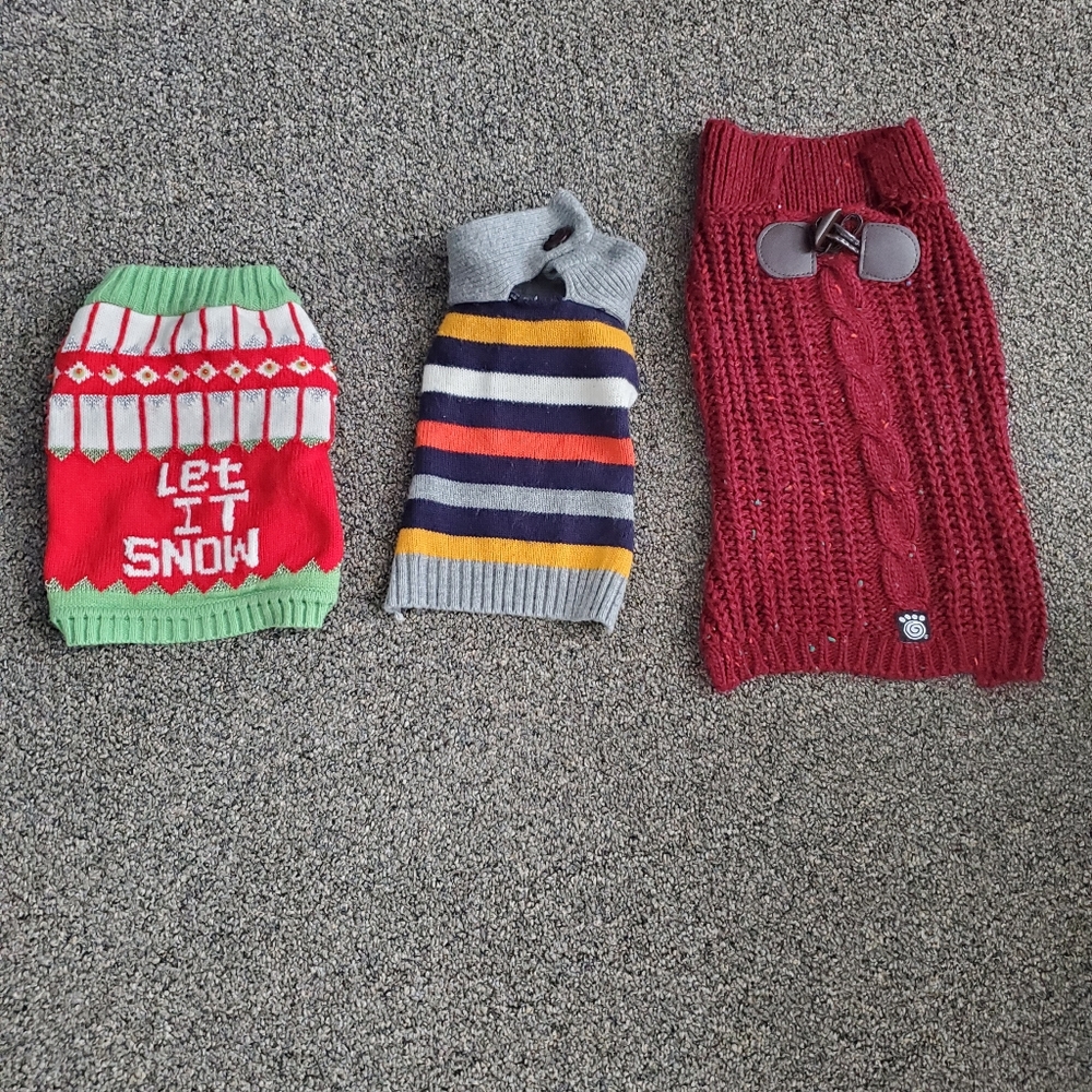 BUNDLE OF SMALL BREED DOG SWEATERS!